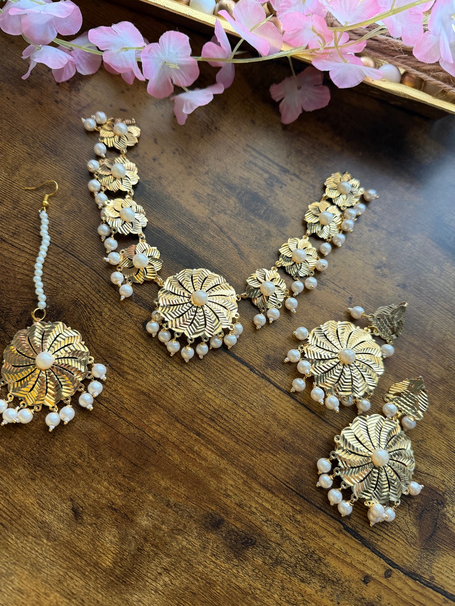 TRADITIONAL JADAU SET