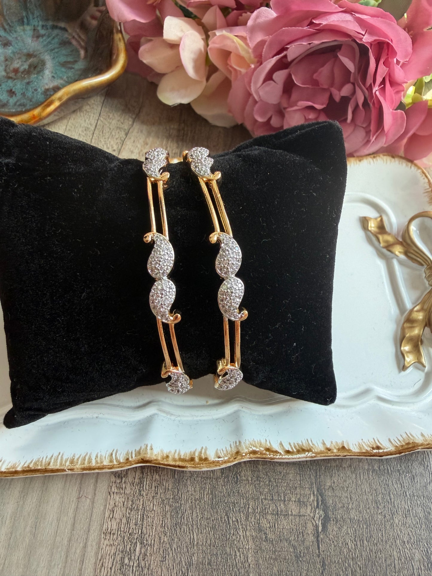 AD GOLD BANGLE
