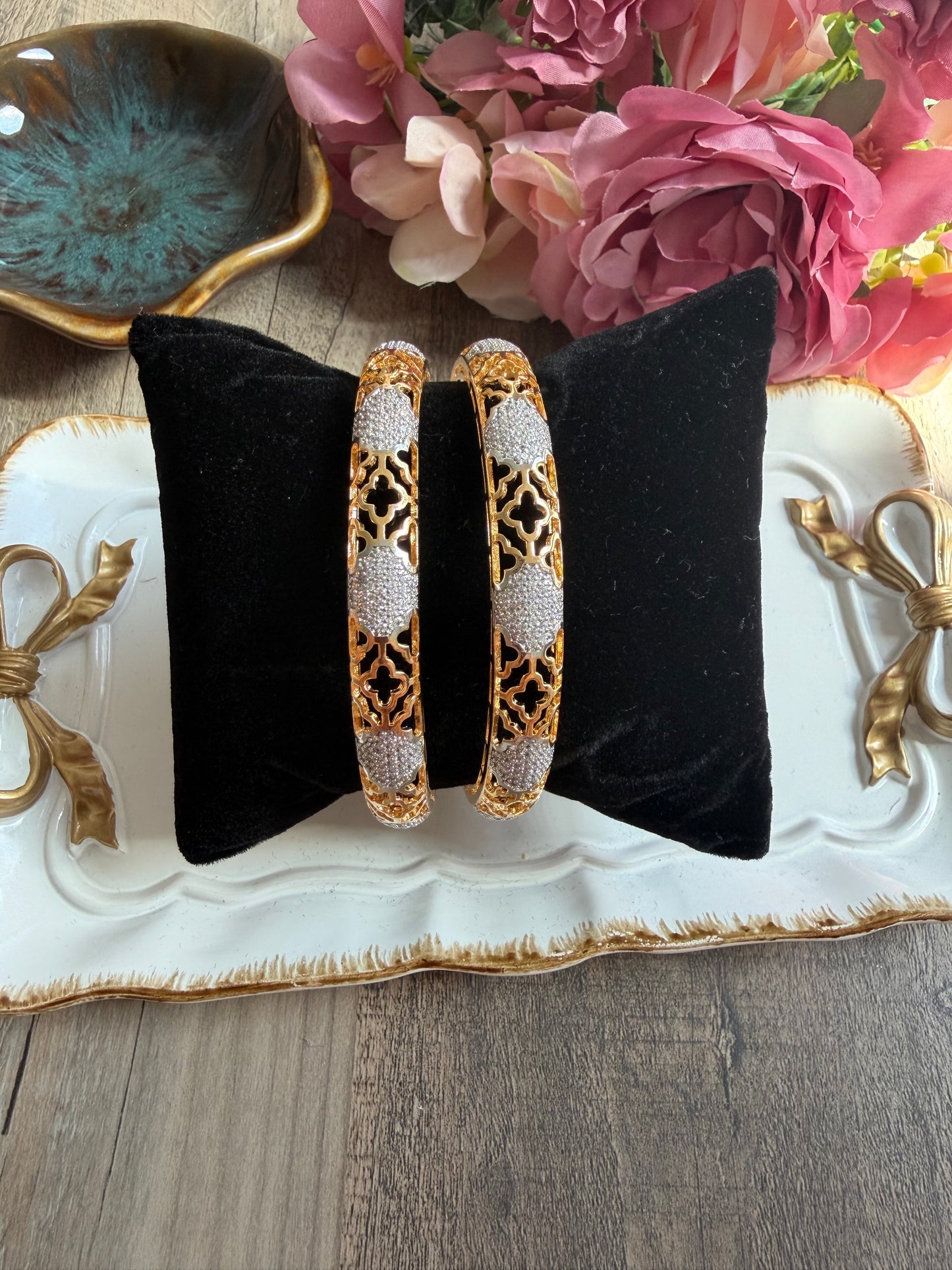AD GOLD BANGLE
