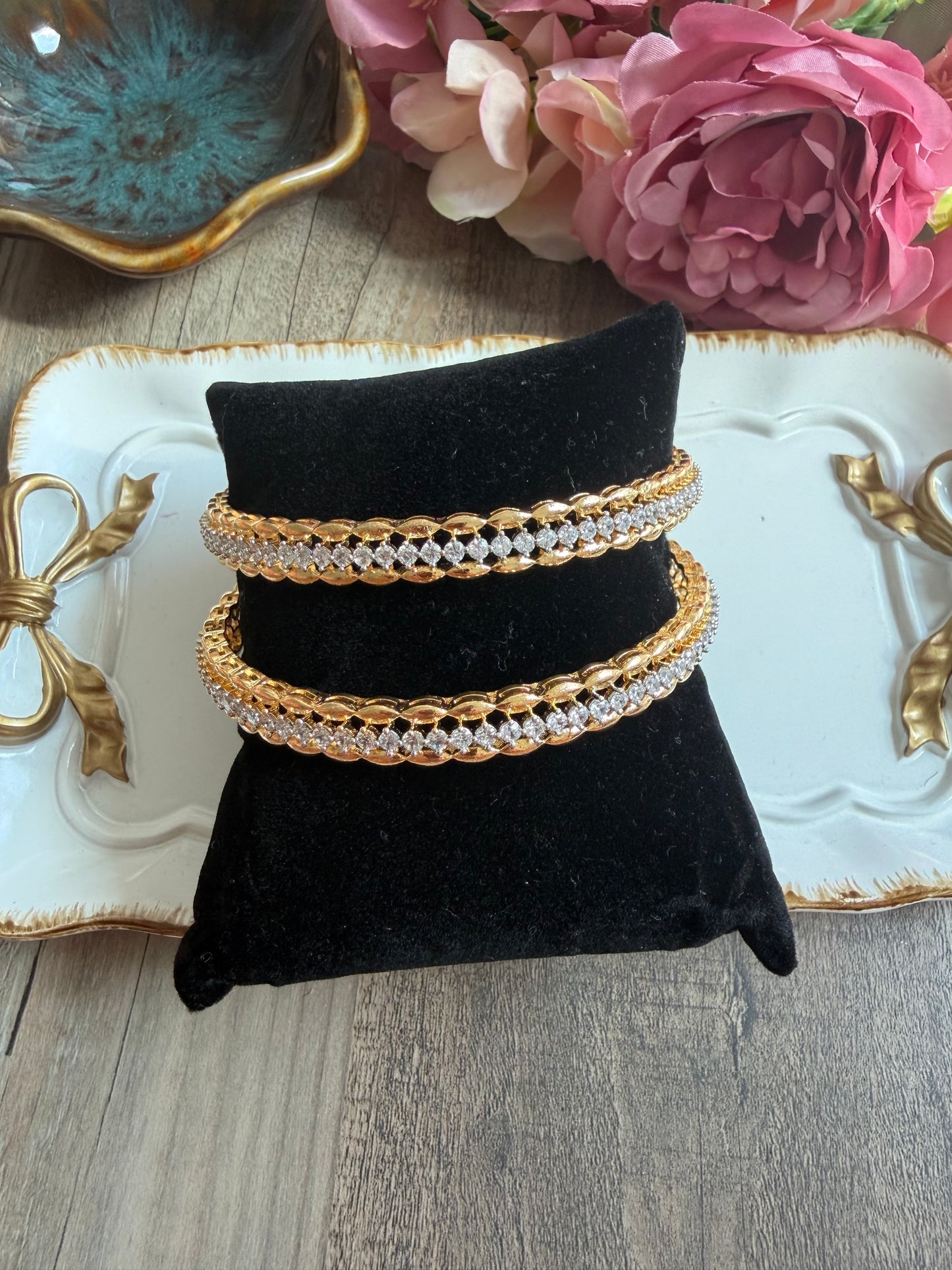 AD GOLD BANGLE