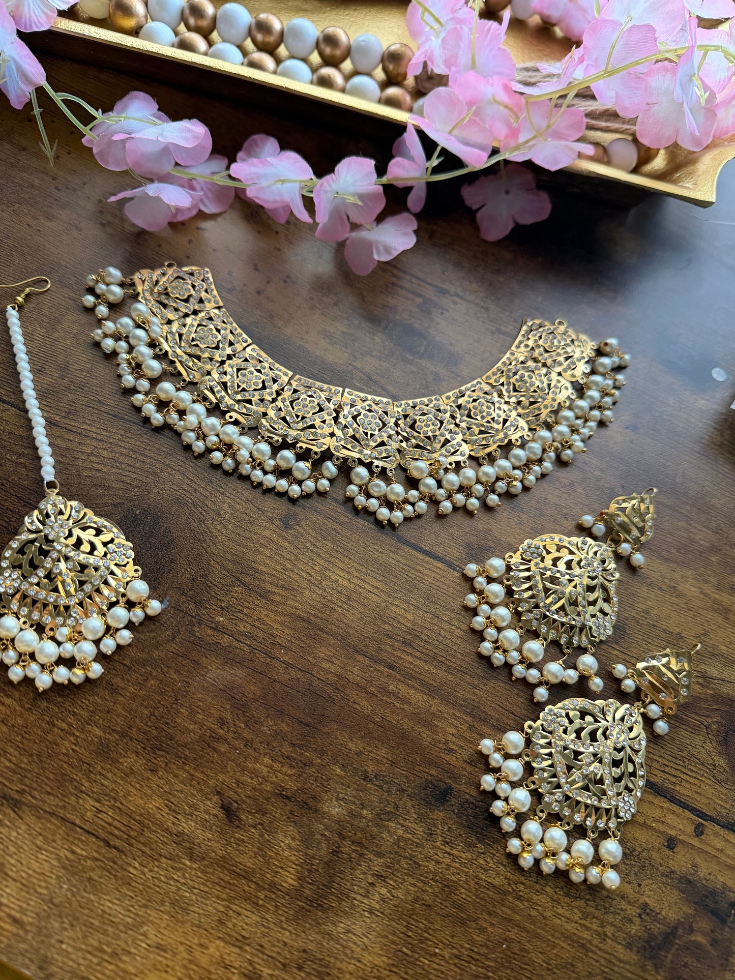 TRADITIONAL JADAU SET