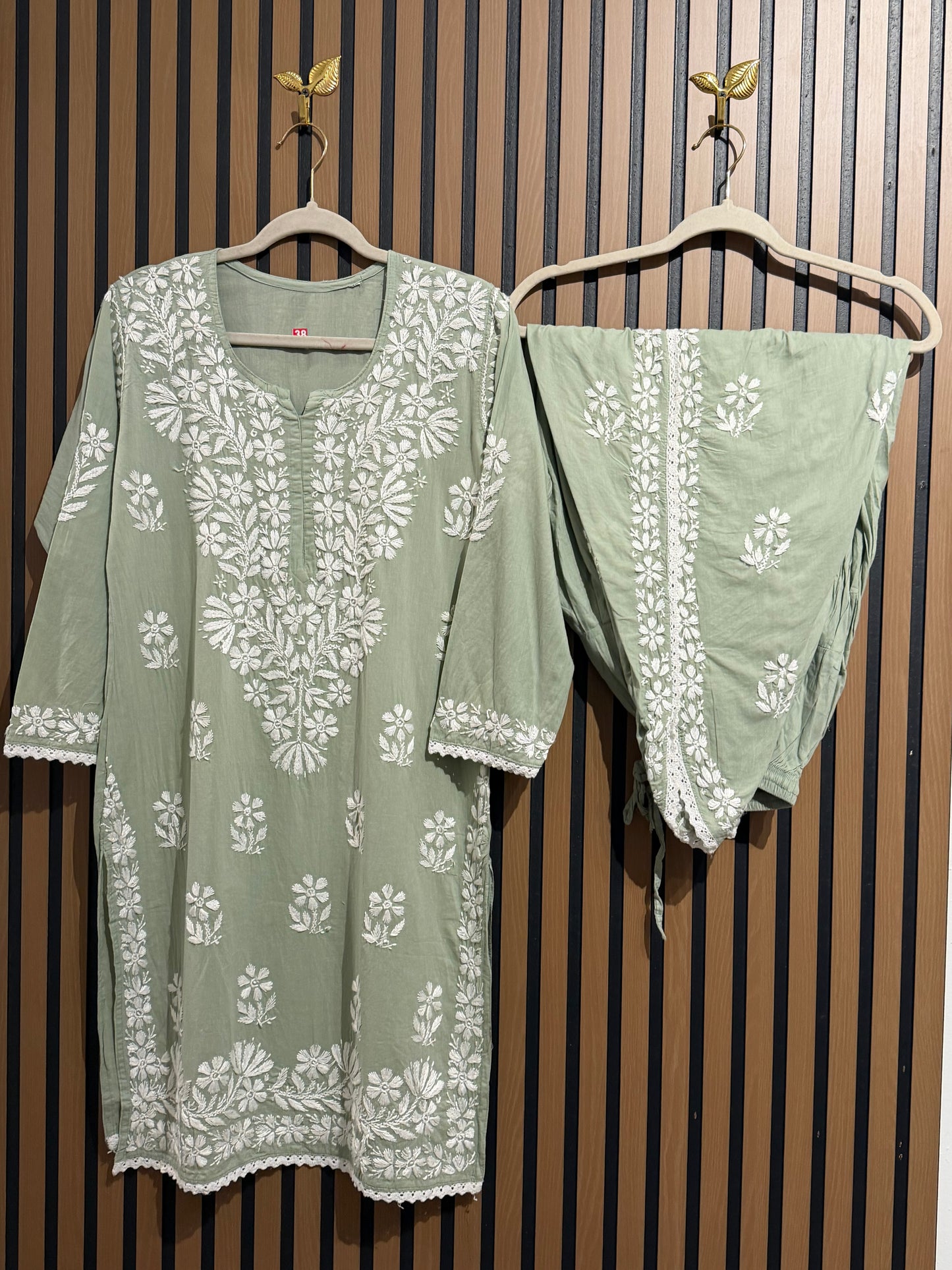 PISTA CHIKANKARI SET WITH TULIP