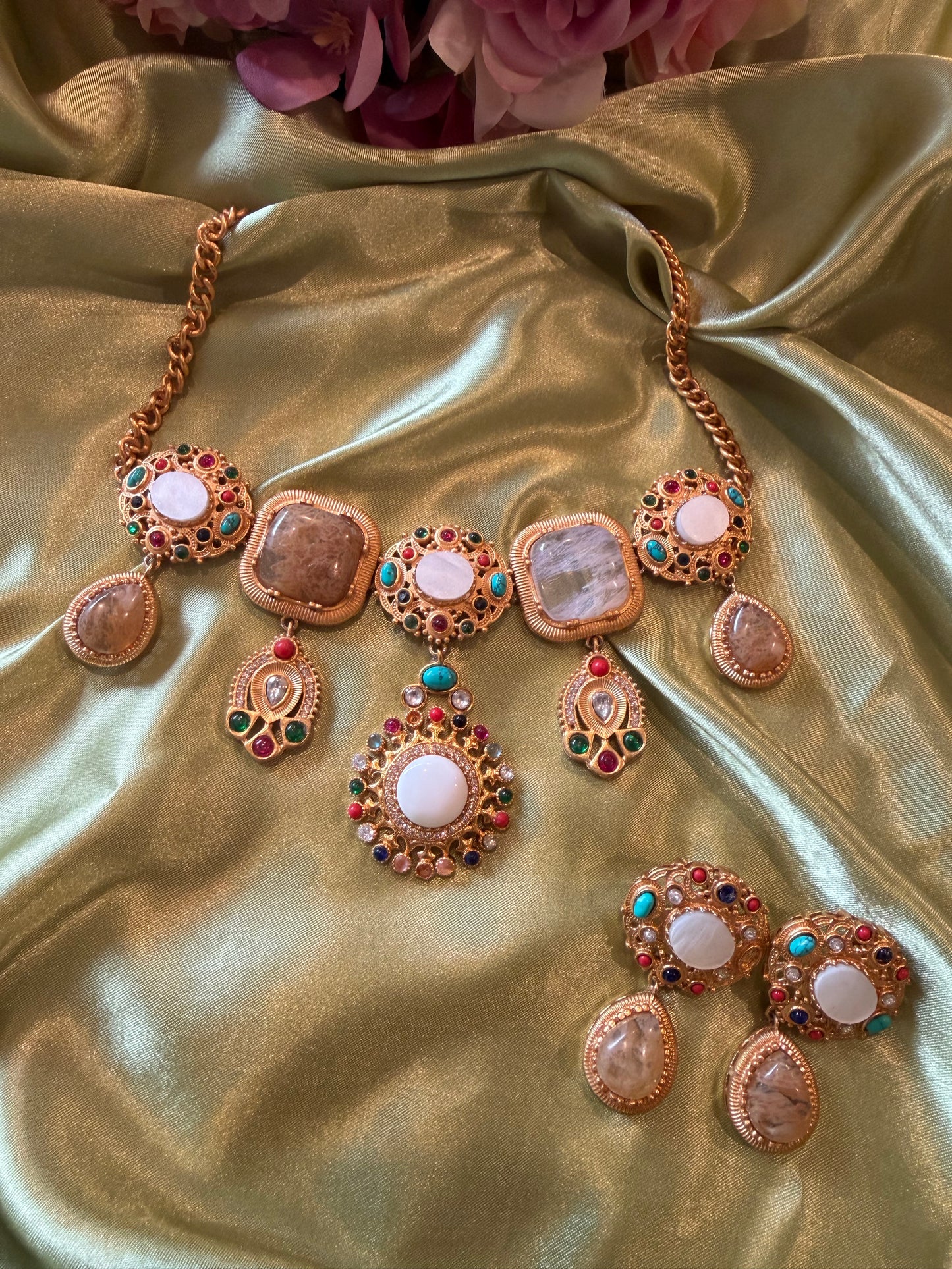Designer set