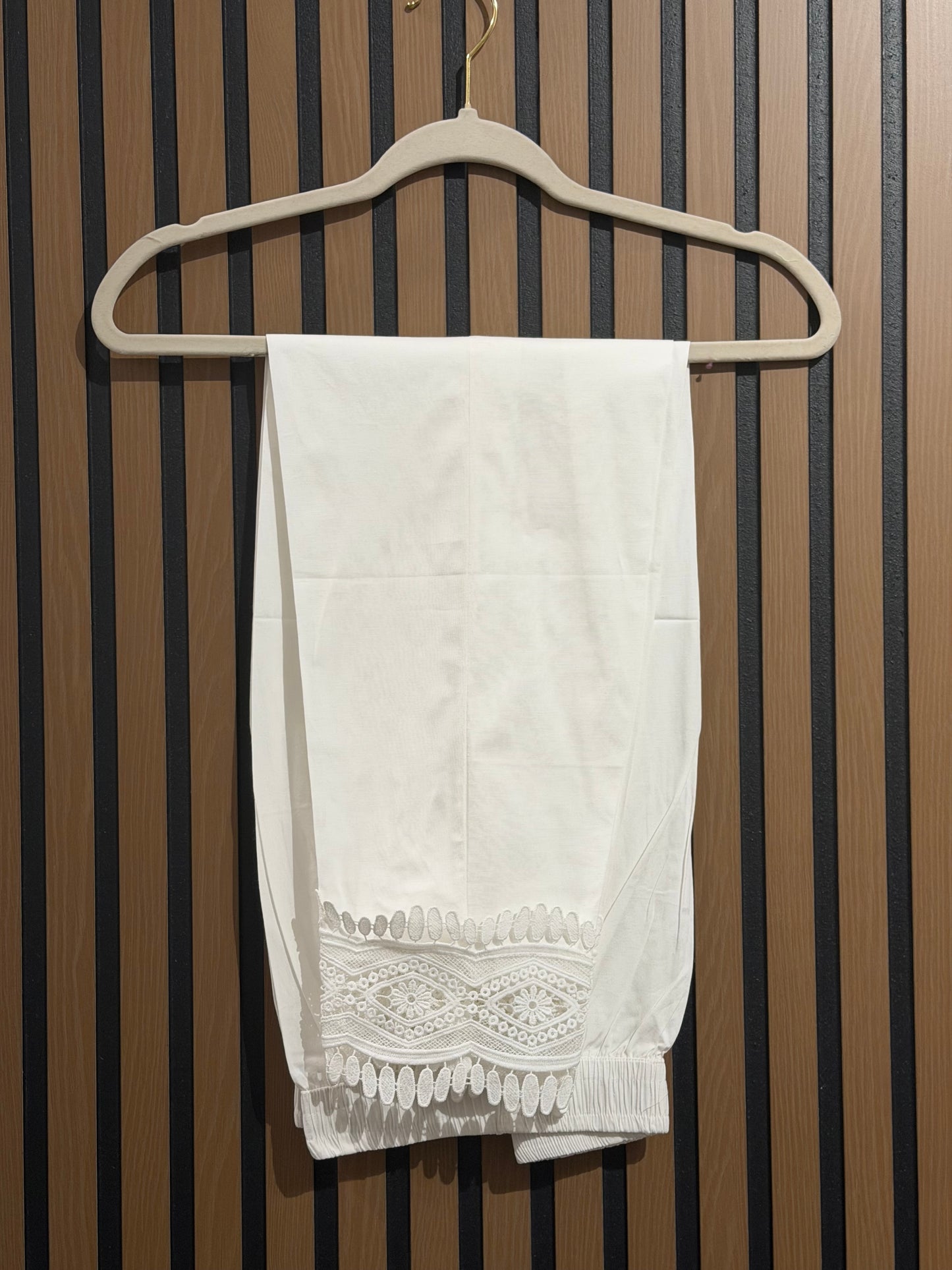 Lycra Cream Pant With Lace