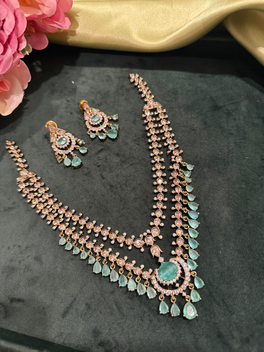 MOISSANITE NECKLACE