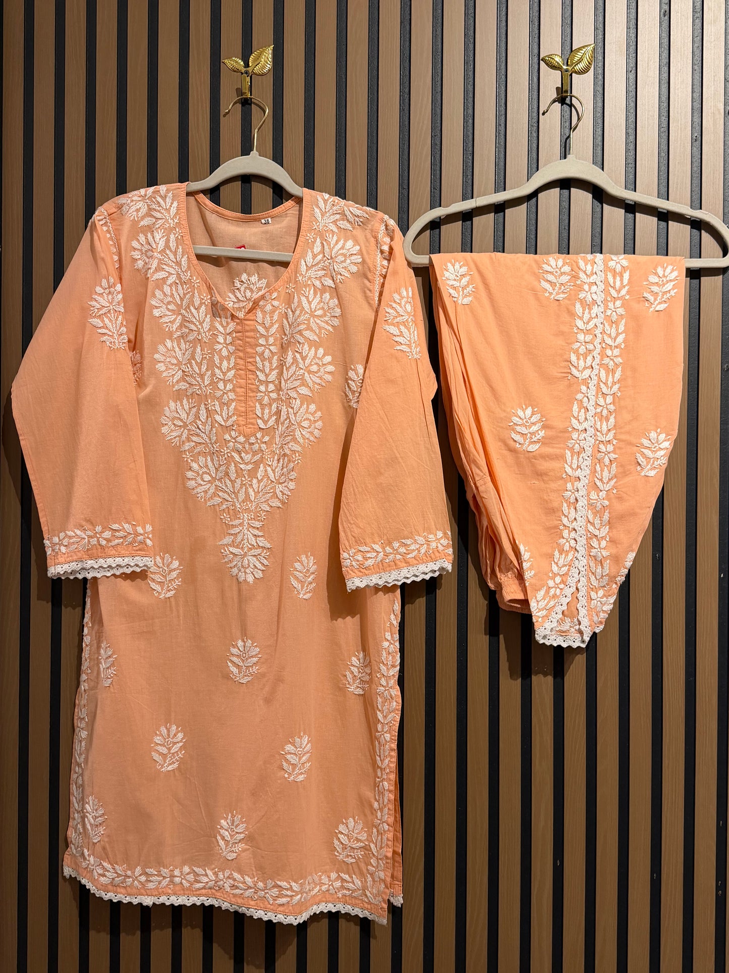 PEACH MUL COTTON WITH TULIP