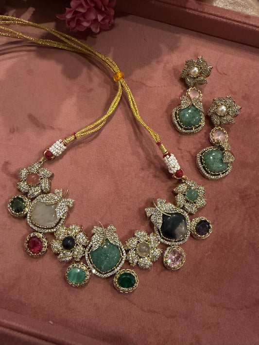 DESIGNER NECKLACE