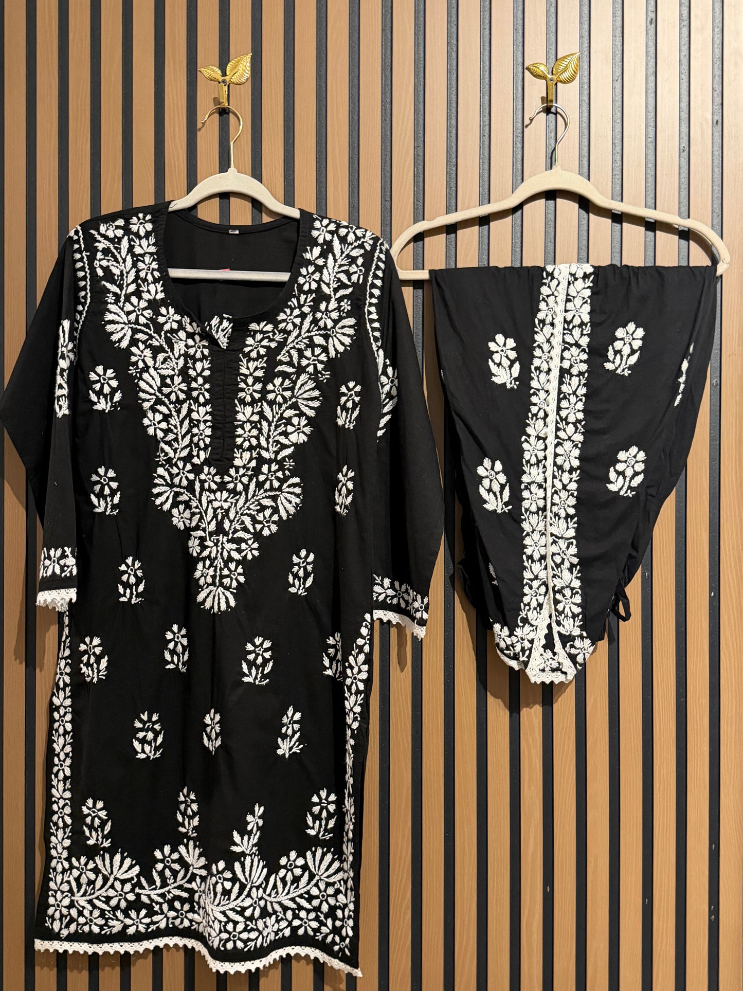 BLACK CHIKANKARI SET WITH TULIP