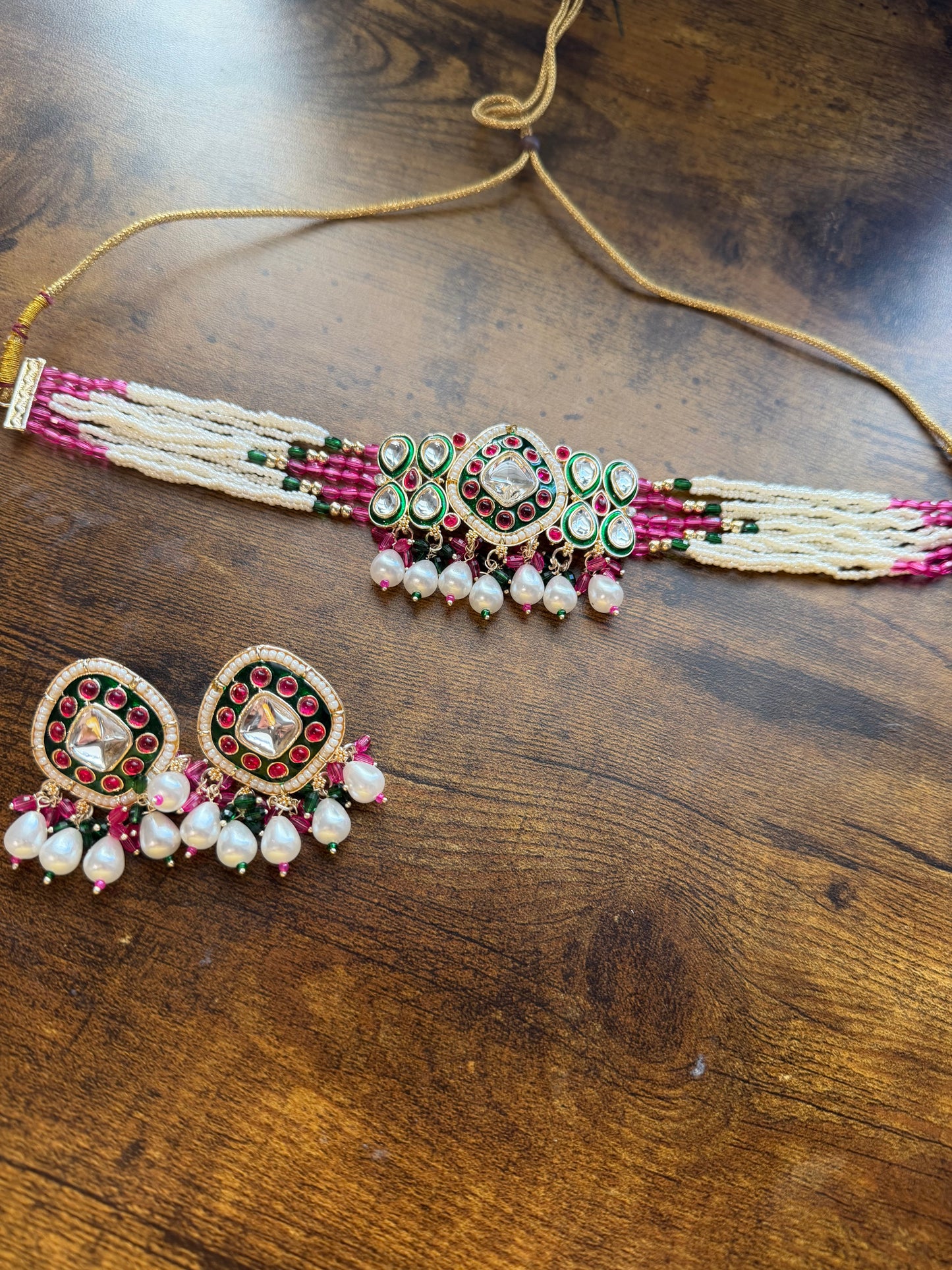 Kundan Mina Set