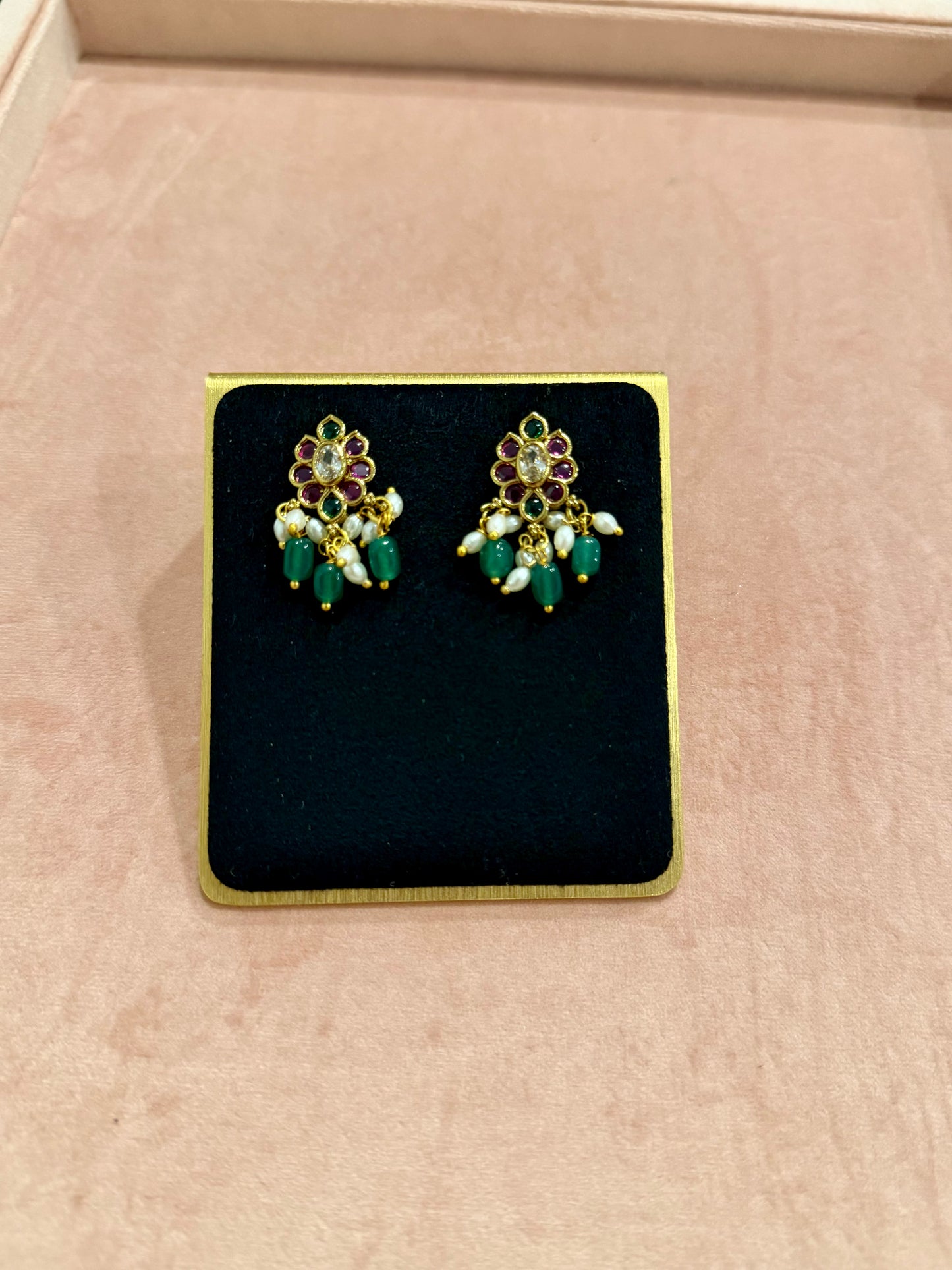 JADAU KUNDAN STUDS