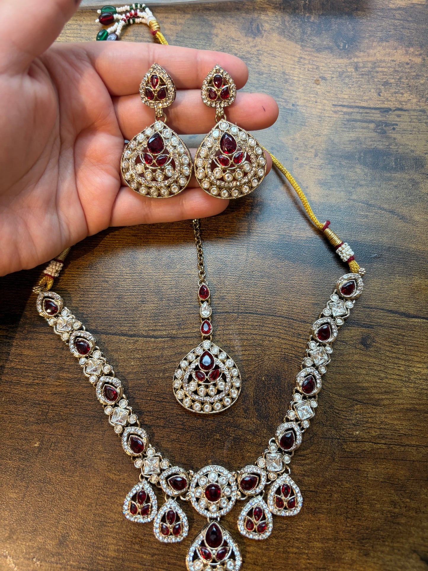 KUNDAN SET