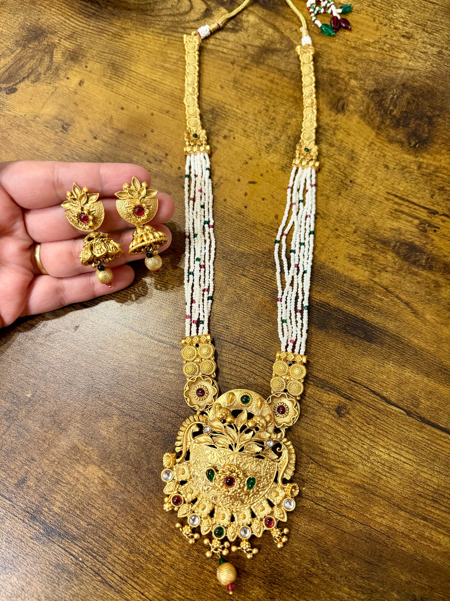 Pearl Gold Mala
