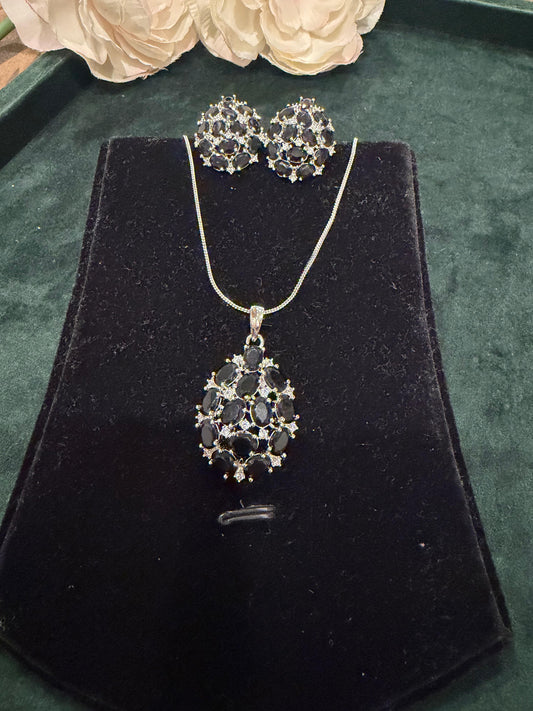 SILVER AD PENDENT SET