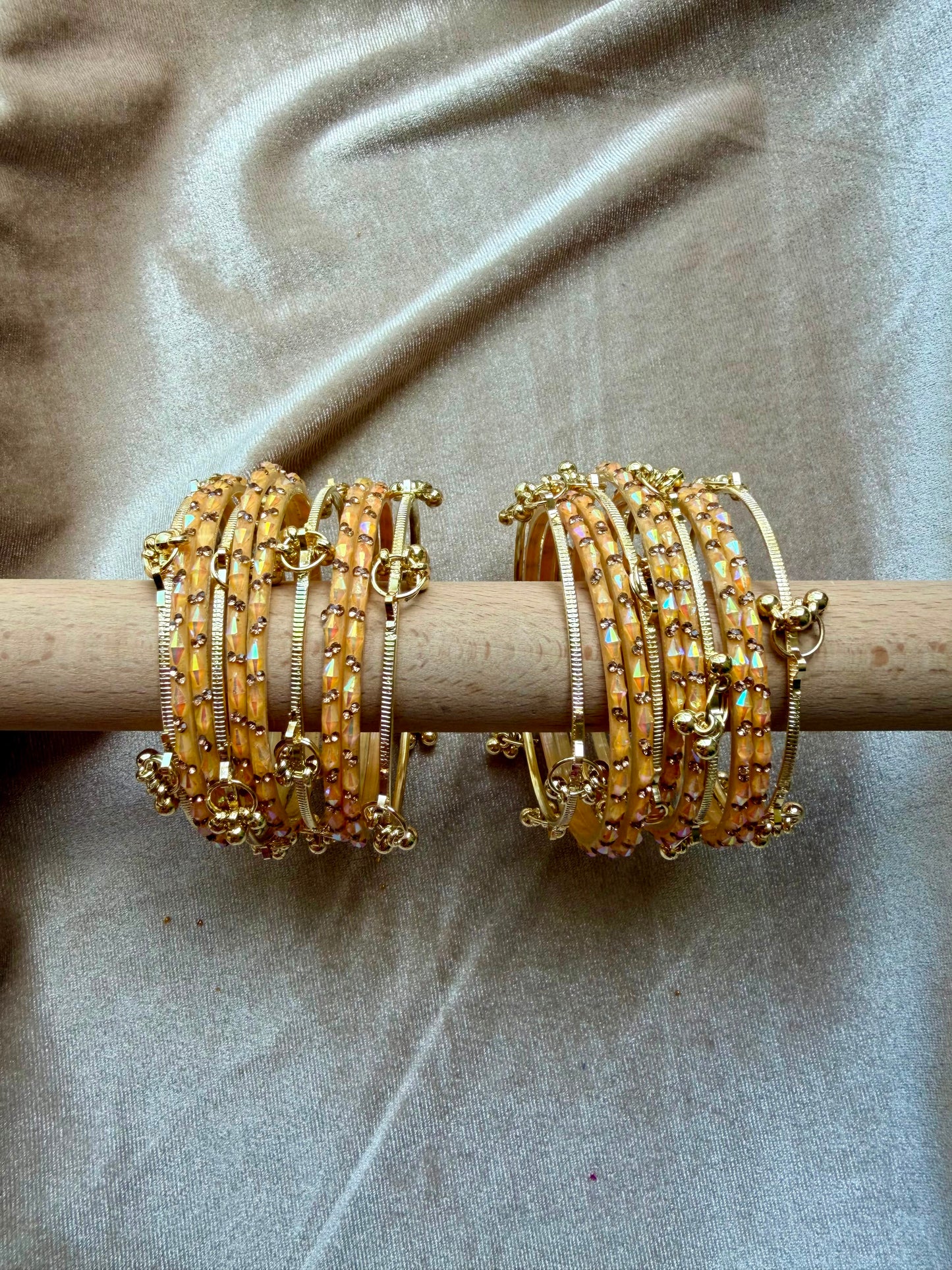 GLASS RAINDROP BANGLES (1 Dozen Glass & 8 Ghungru)
