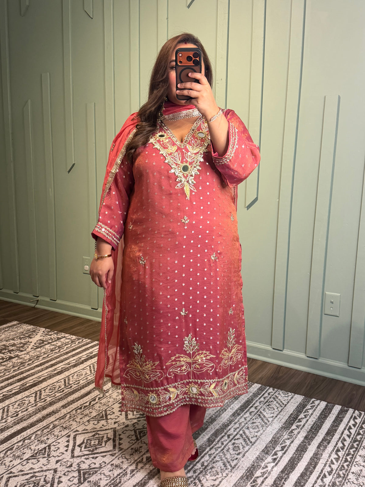 Shimmer Zari Mirror Gotta Hand Embroidered Suit