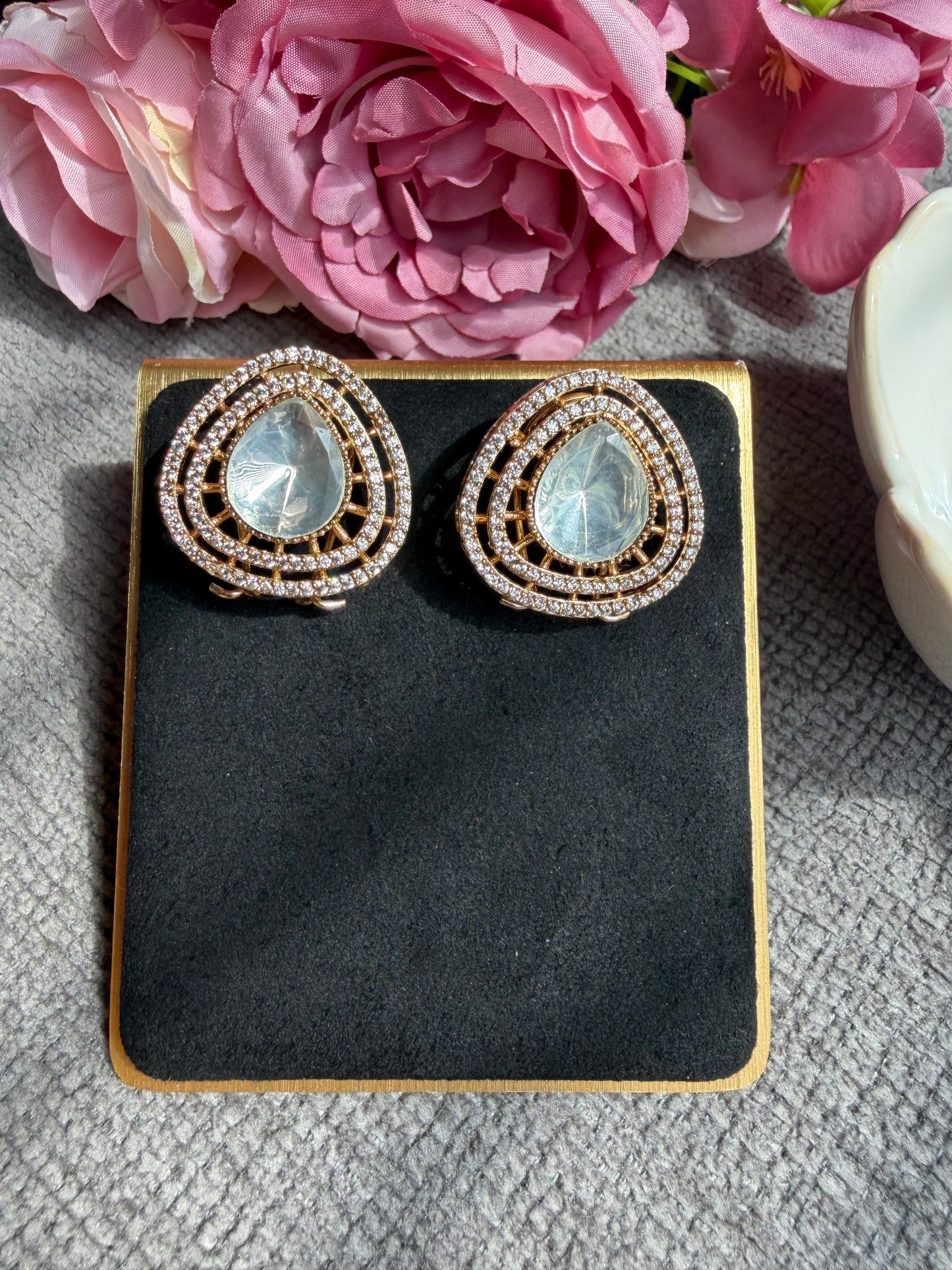 PREMIUM MOISSANITE STUDS