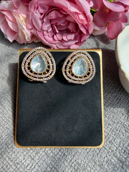 PREMIUM MOISSANITE STUDS