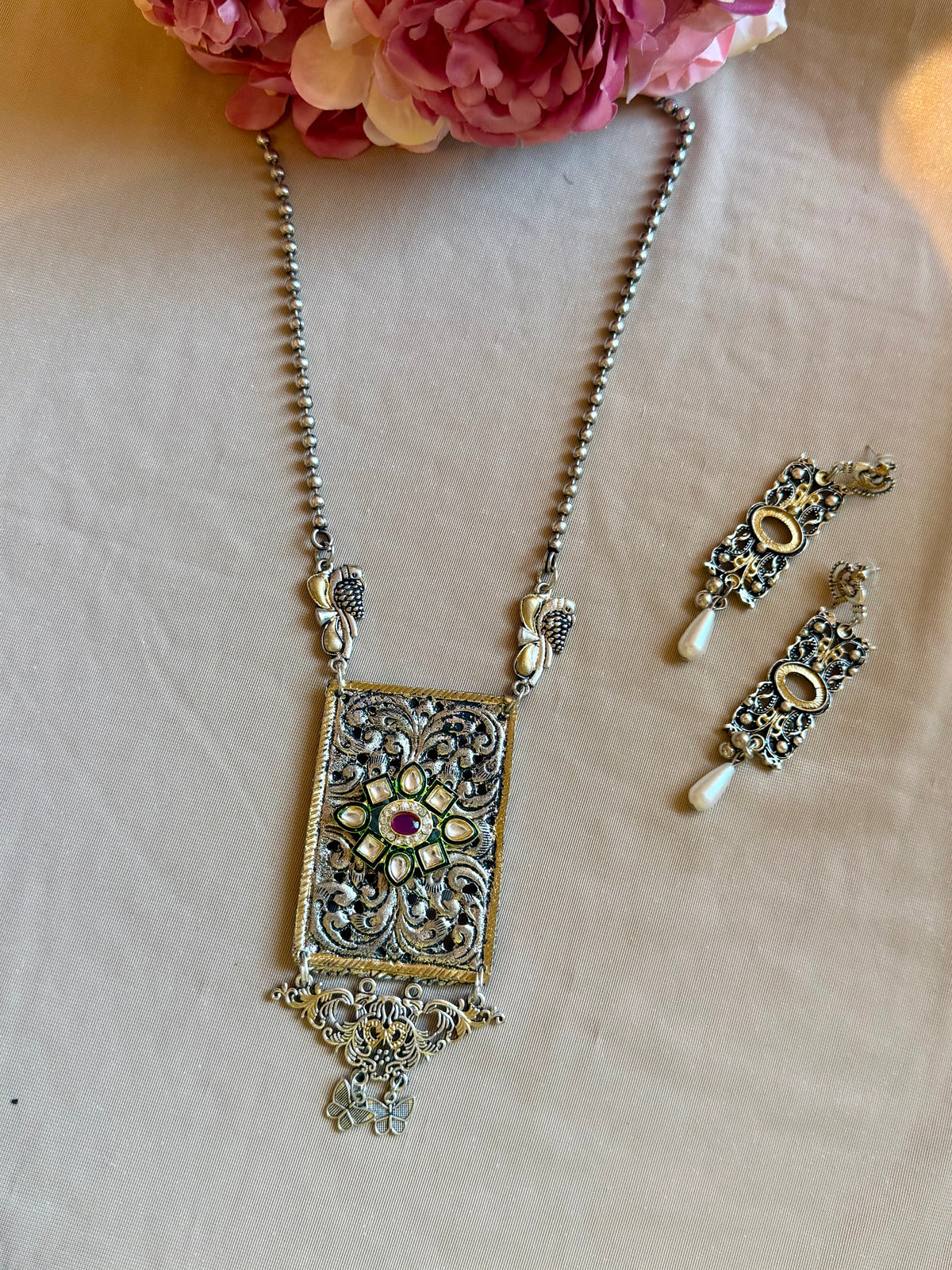 Silver Kundan Navratri Necklace