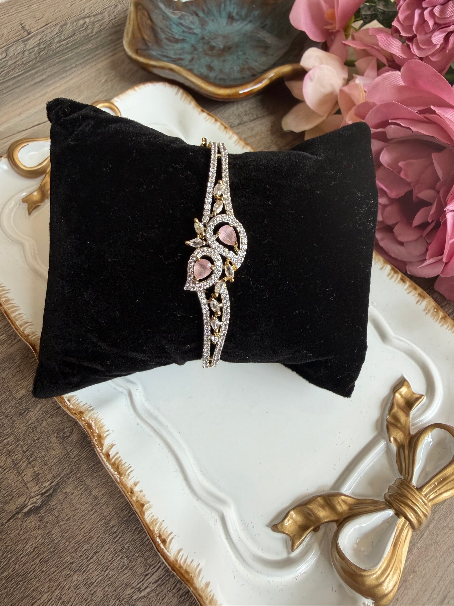 AD  BRACELET