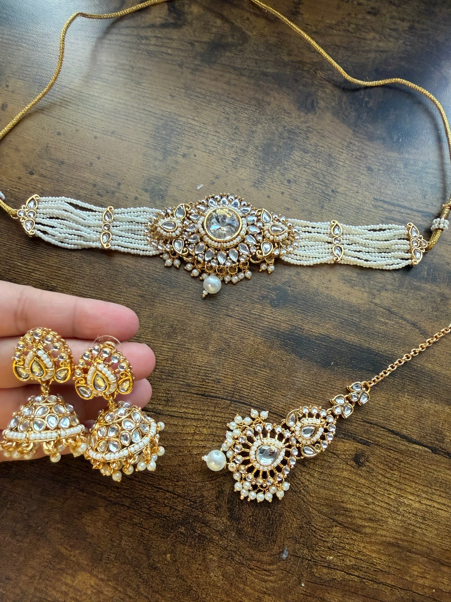 Kundan Choker Set