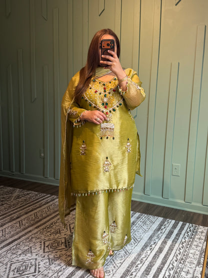 Jewels Three Piece Shimmer Silk