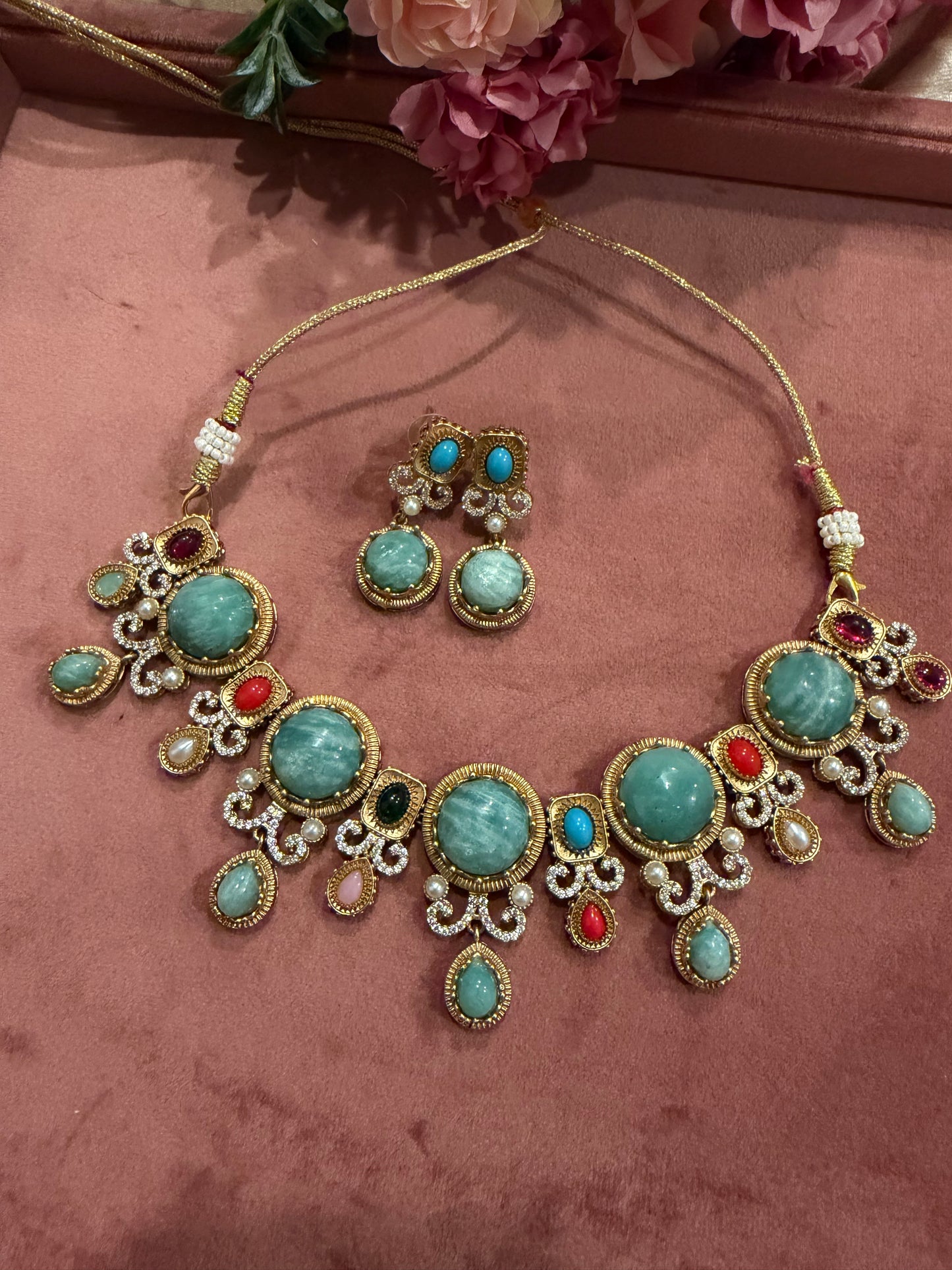 DESIGNER NECKLACE