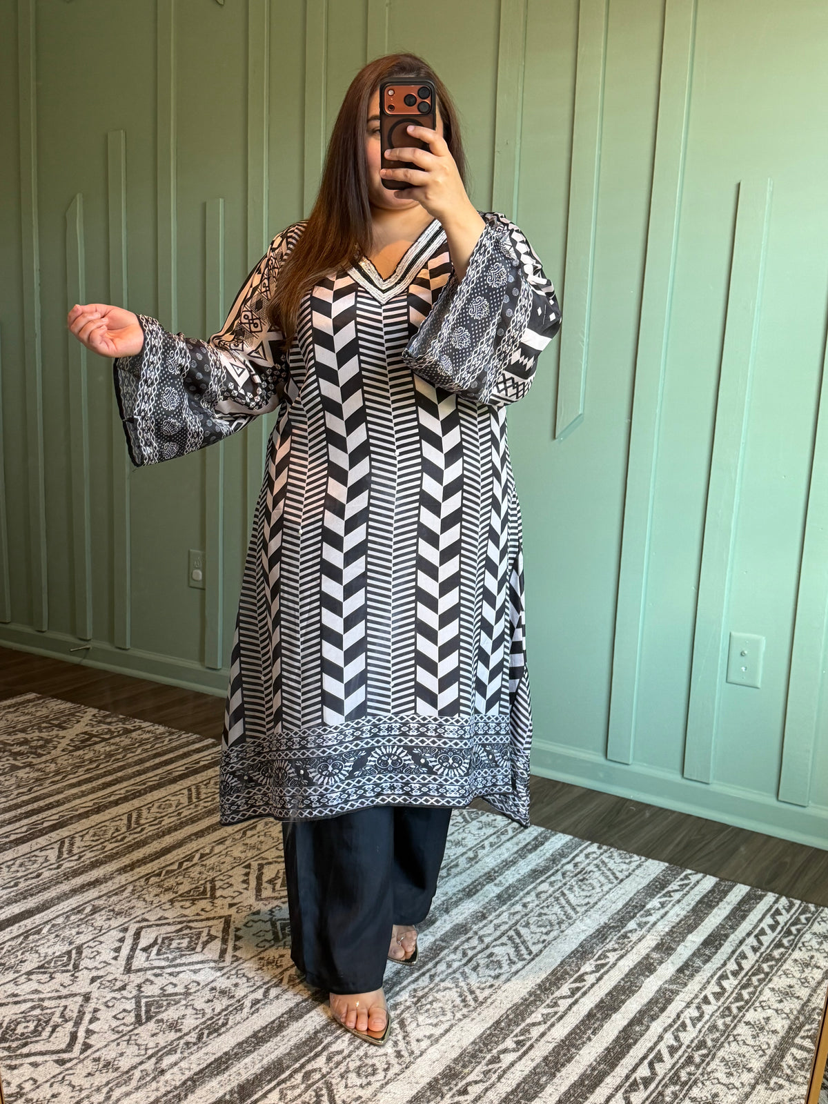 Aline B/W Geometric Print Crepe Co ord