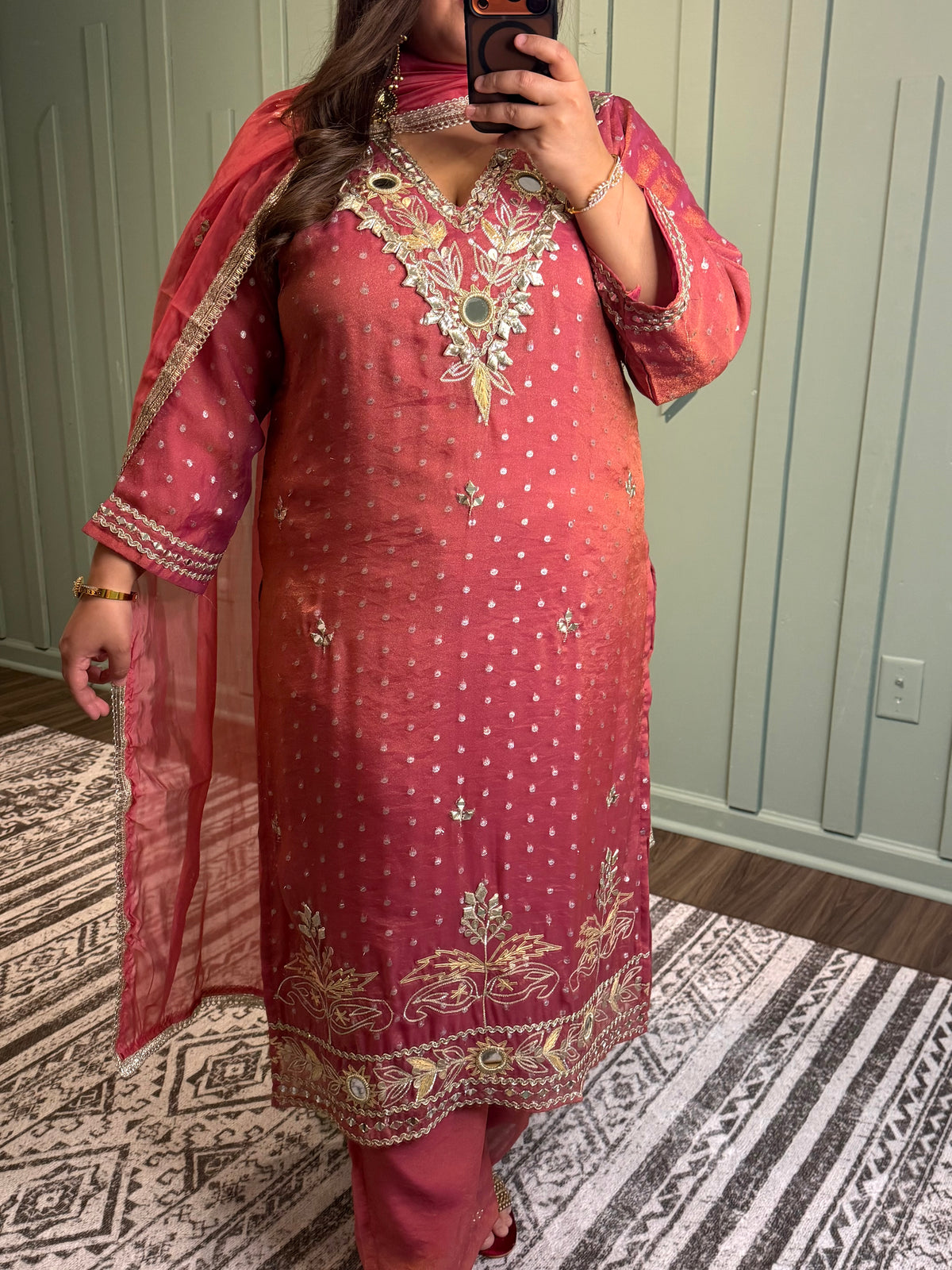 Shimmer Zari Mirror Gotta Hand Embroidered Suit