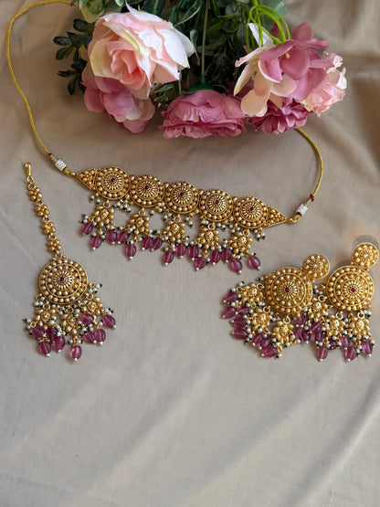 GOLD PLATED NECKLACE