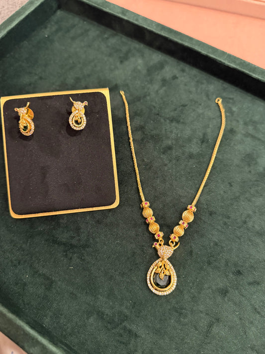 AD NECKLACE