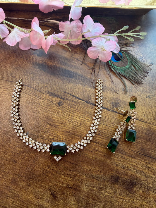 Sleek AD Choker Set