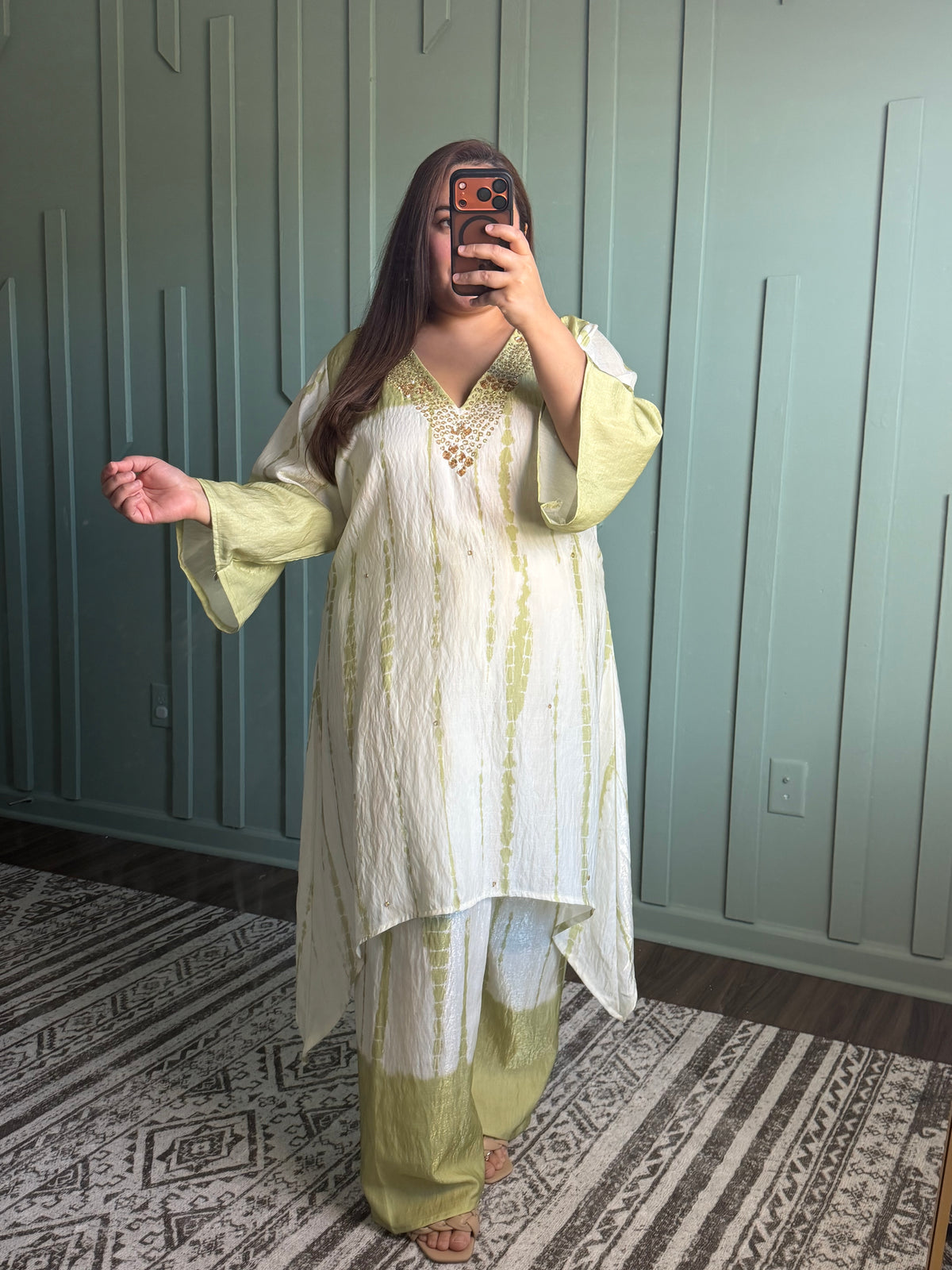 Shimmer Silk Tye Dye C Cut Co ord Hand Embroidered