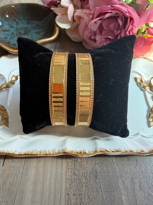 Set Of 2 Kada