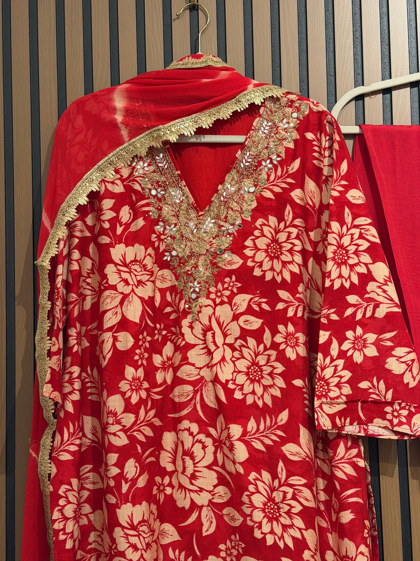 SILK PRINT ZARI THREE PIECE