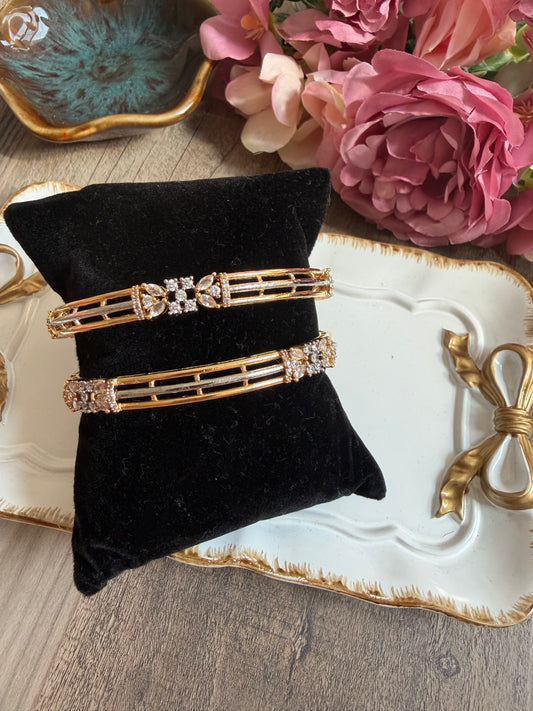 AD GOLD BANGLE