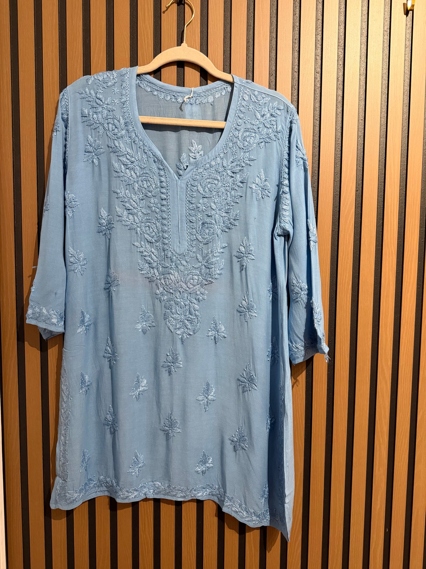 MUSLIN SHORT CHIKANKARI KURTI