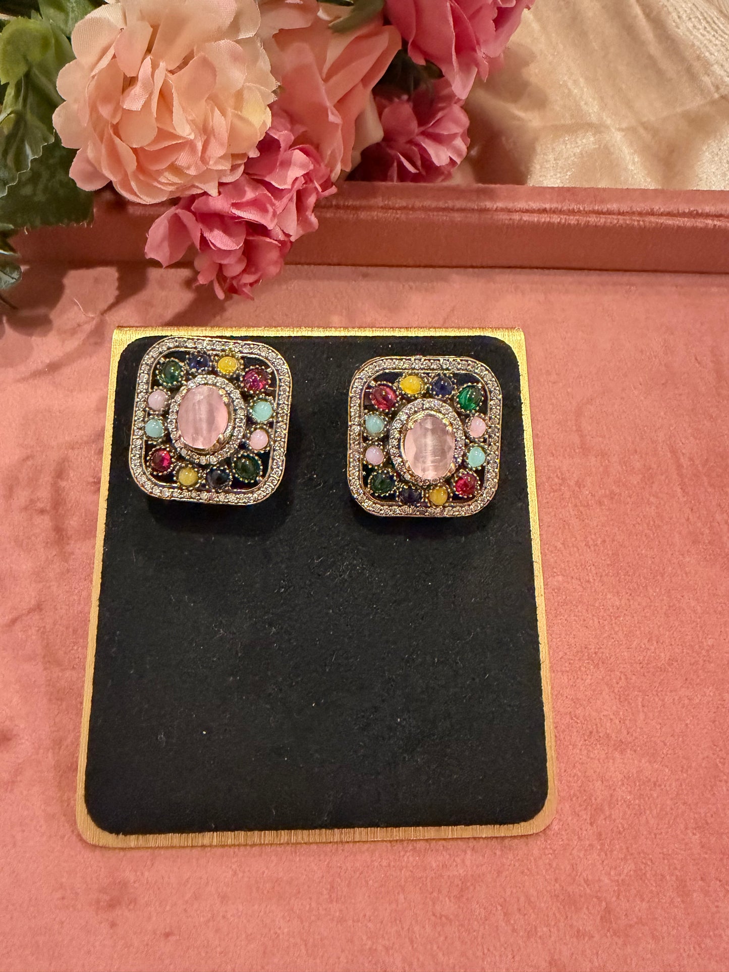 DESIGNER STONE STUDS