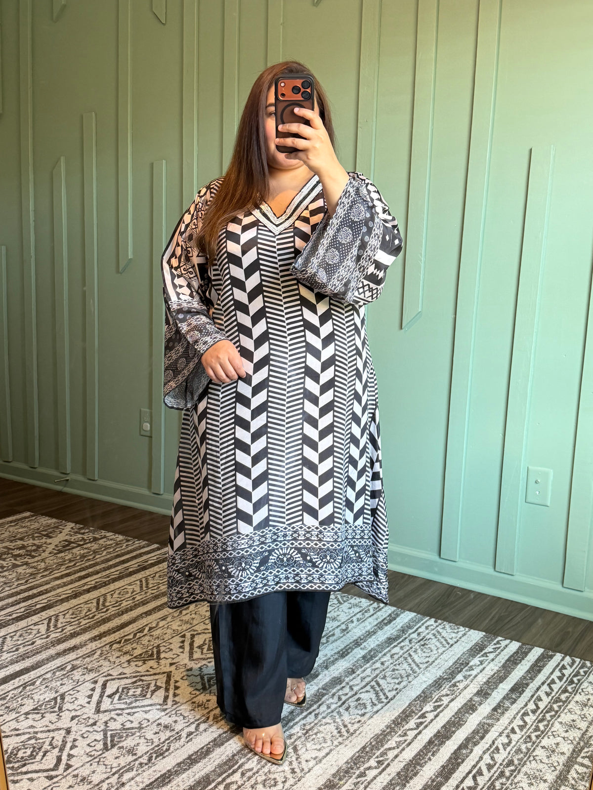 Aline B/W Geometric Print Crepe Co ord