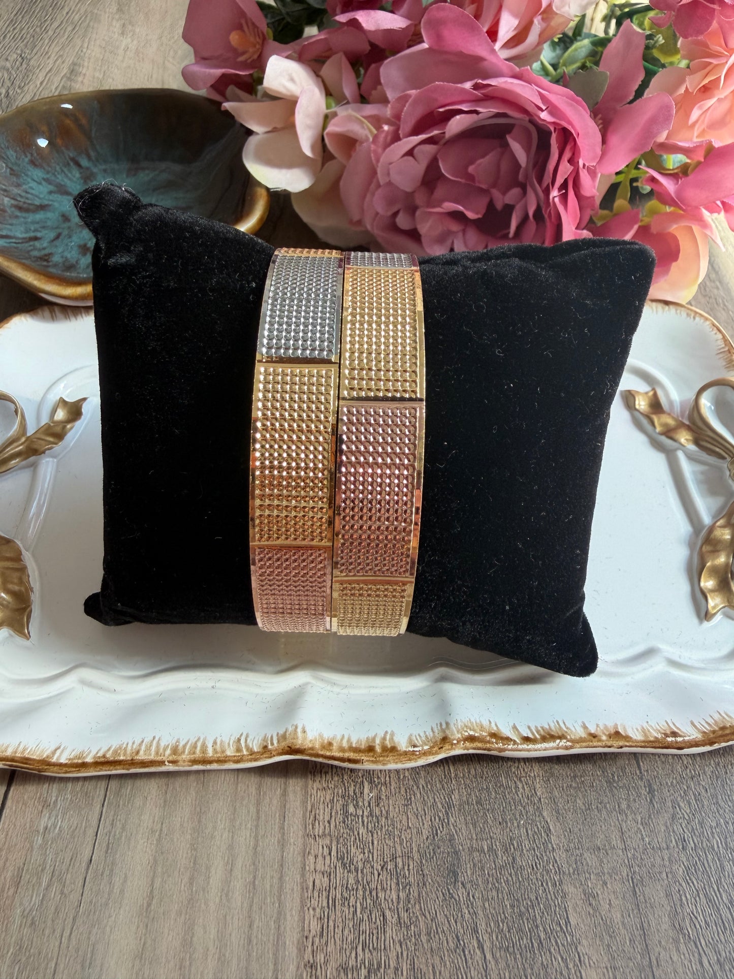 Tri Color Kada Set