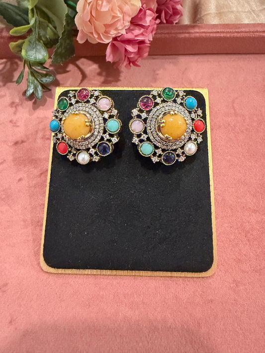 DESIGNER STONE STUD