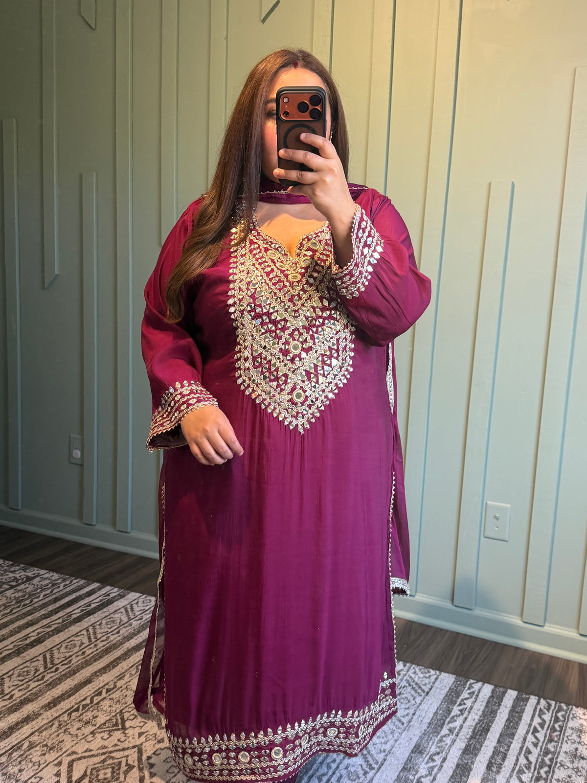 Mirror Gotta Silk Three Piece