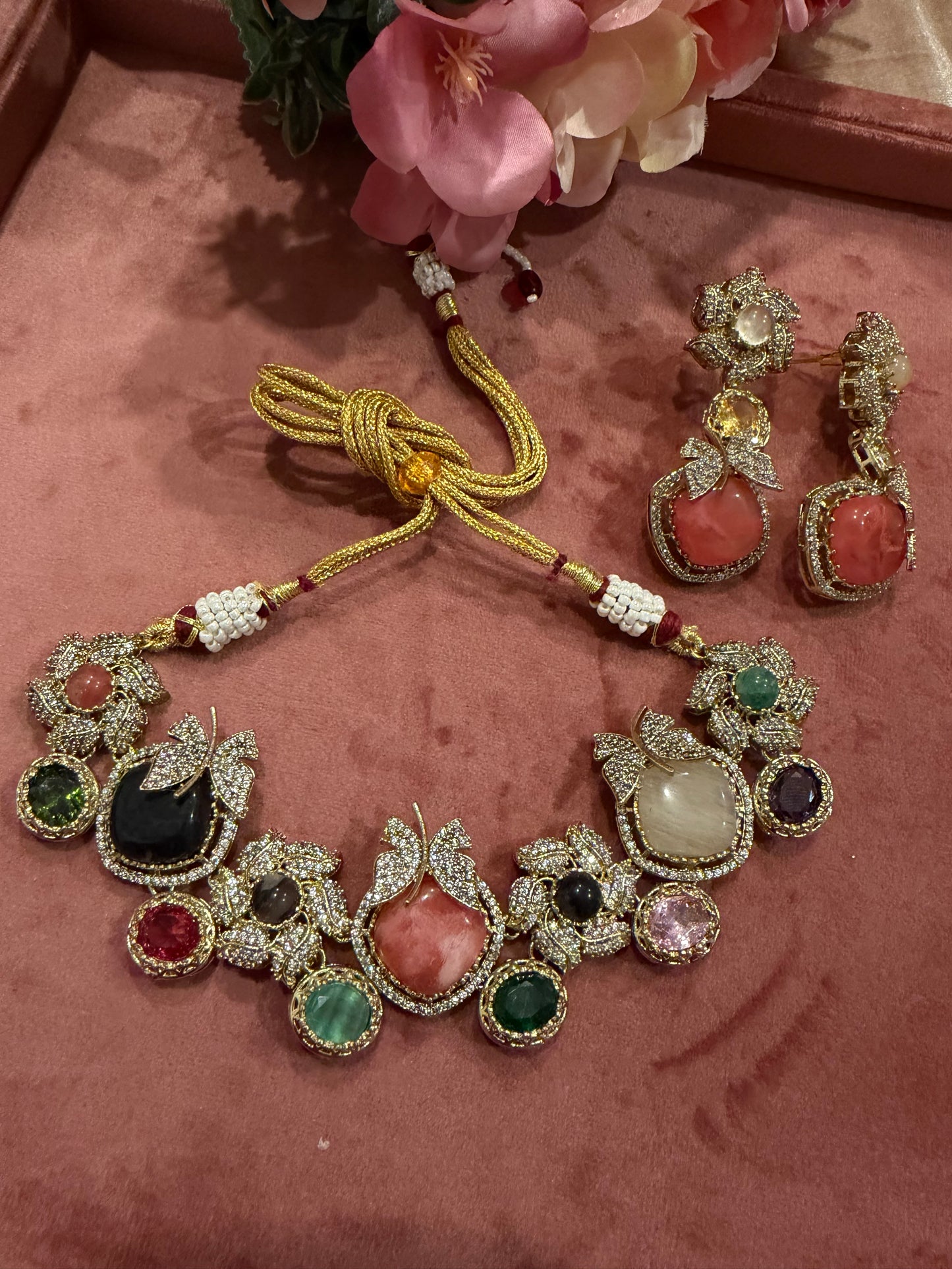 DESIGNER NECKLACE