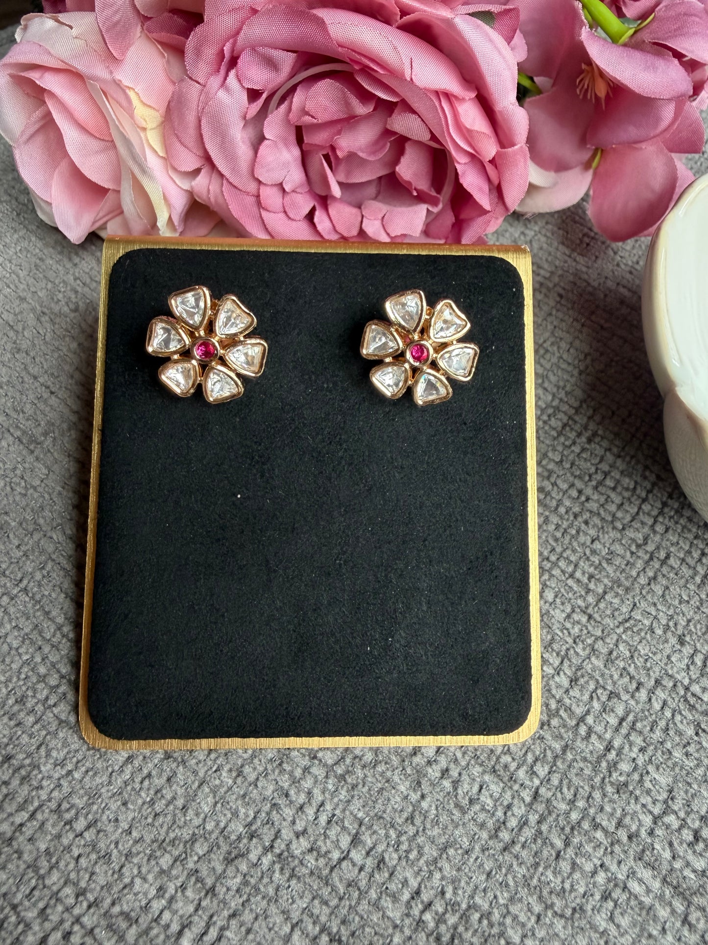 PREMIUM MOISSANITE STUDS