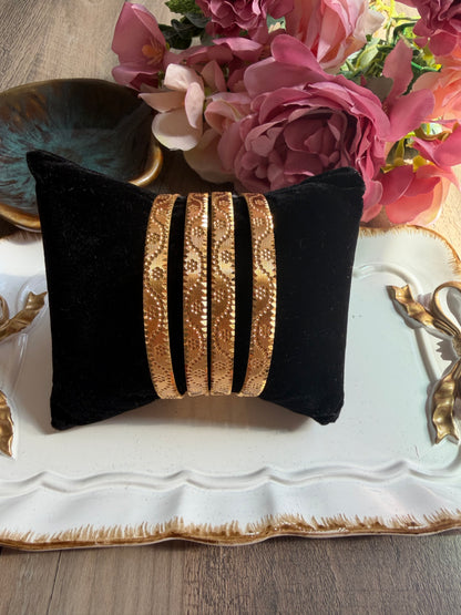 Set of 4 Bangles
