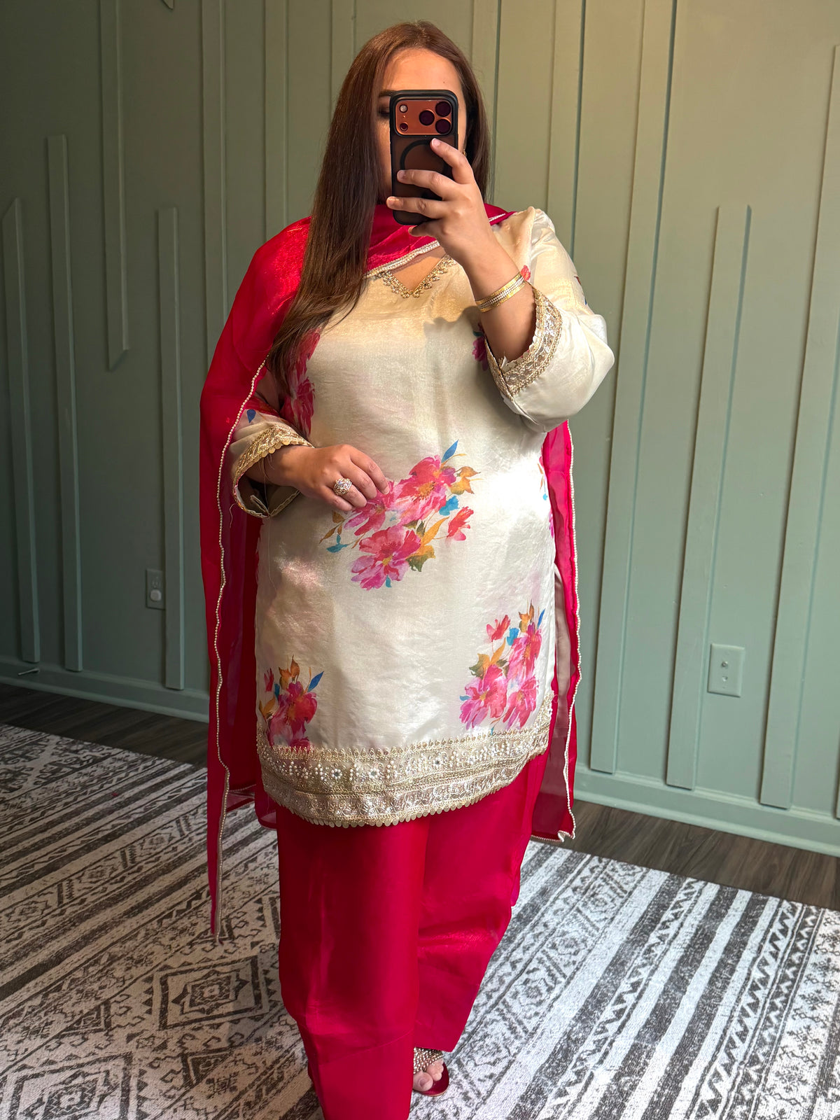 Rani Sheesha Farshi Salwar
