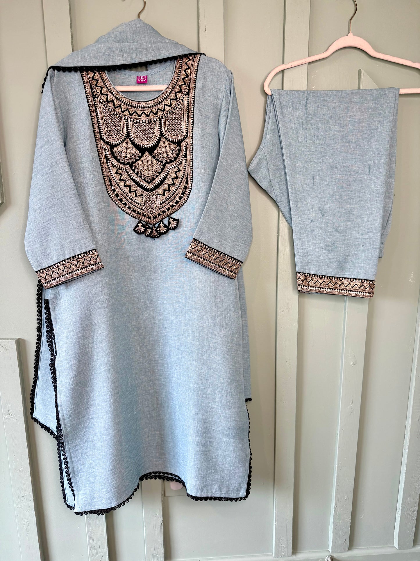 PREMIUM LINEN THREE PIECE