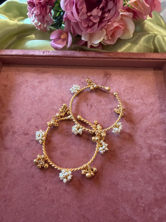 Pearl Ghungru Bangles One Size
