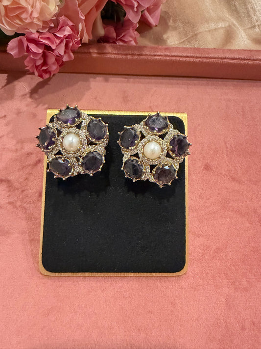 DESIGNER STONE STUD