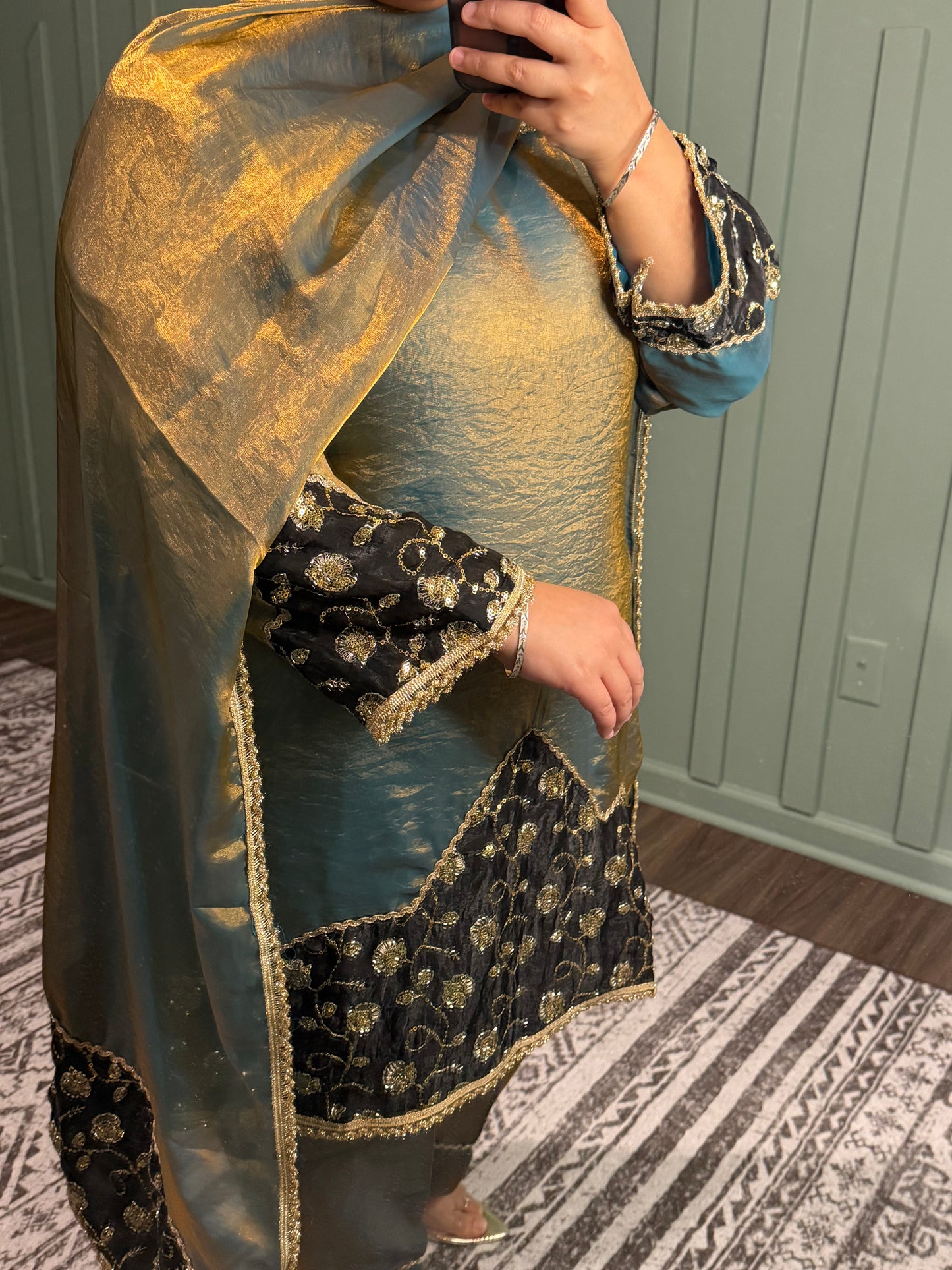 Fendy Handwork Three Piece