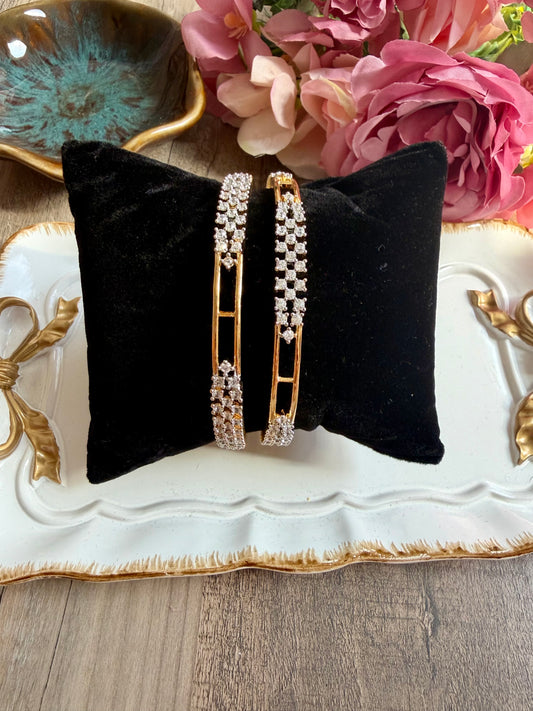 AD GOLD BANGLE